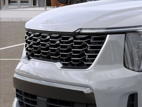 Certified 2026 Kia Sorento S FWD image 12