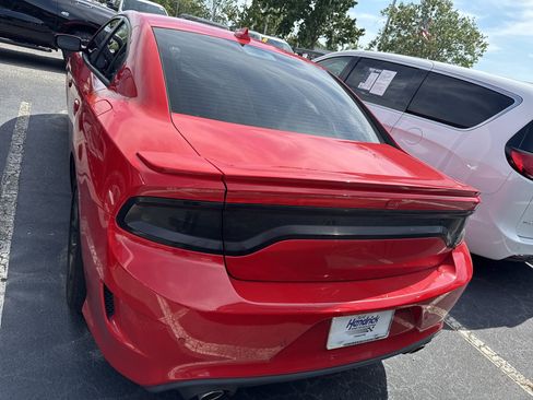 Used 2018 Dodge Charger SXT Plus RWD image 7