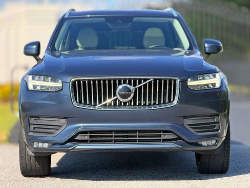 Used 2020 Volvo XC90 T6 Momentum w/ Protection Package Premier AWD/4WD image 3