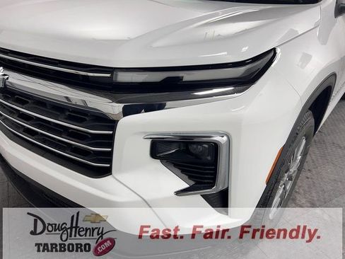 New 2026 Chevrolet Traverse LT w/ Driver Confidence Package image 12