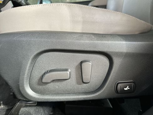 Used 2018 Subaru Forester 2.5i Limited image 14