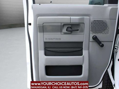 Used 2014 Ford E-350 and Econoline 350 Super Duty image 15