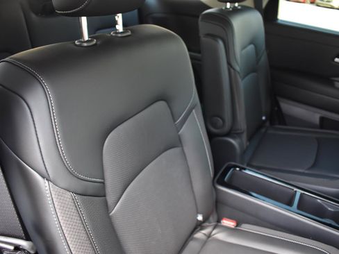 New 2026 Nissan Pathfinder SL FWD image 67