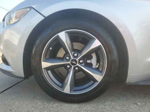 Used 2016 Ford Mustang Coupe w/ Equipment Group 051A image 7