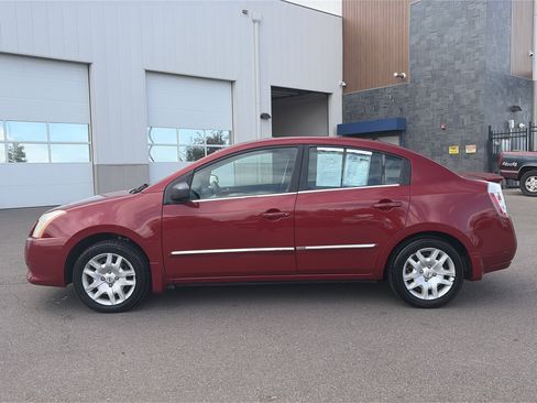 Used 2012 Nissan Sentra 2.0 S FWD image 12
