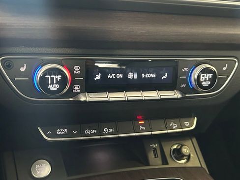 Used 2023 Audi Q5 2.0T Premium w/ Convenience Package image 56