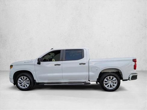 Used 2022 Chevrolet Silverado 1500 Custom image 9