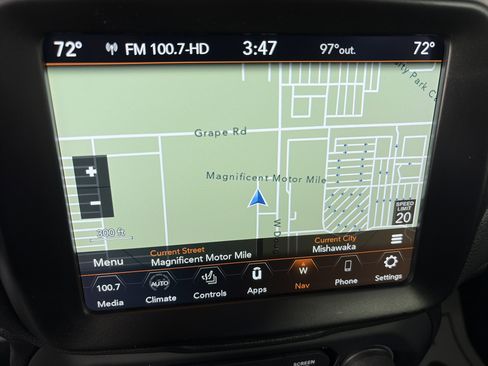 Used 2023 Jeep Renegade Trailhawk w/ Trailhawk Elite Group AWD/4WD image 24
