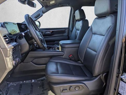 Used 2025 Chevrolet Tahoe LT AWD/4WD image 16