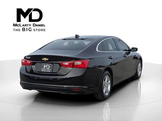 Used 2022 Chevrolet Malibu LS video 5