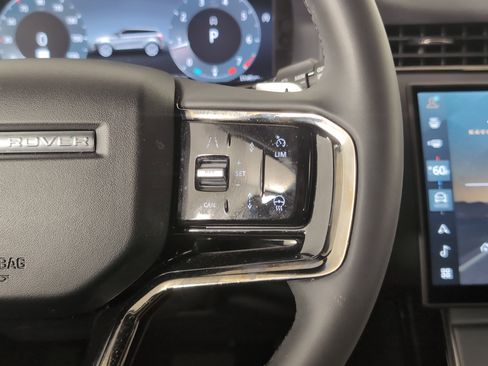 Used 2025 Land Rover Range Rover Evoque S image 22