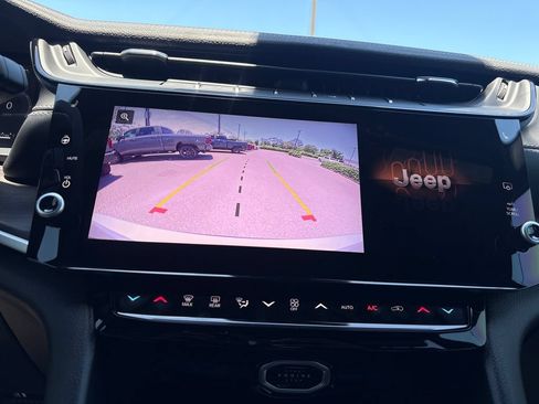 New 2026 Jeep Grand Cherokee L 4WD image 20