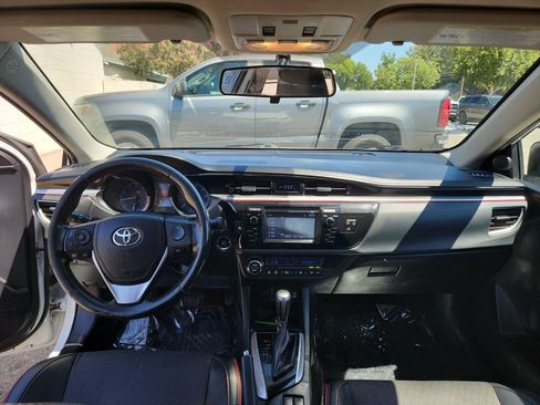 Used 2016 Toyota Corolla S Special Edition FWD image 26