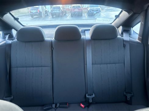 Used 2010 Ford Focus SE image 26