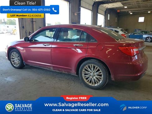 Used 2011 Chrysler 200 Limited FWD image 3
