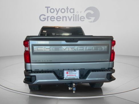 Used 2020 Chevrolet Silverado 1500 Custom w/ Custom Value Package AWD/4WD image 5