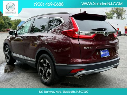 Used 2018 Honda CR-V Touring image 2