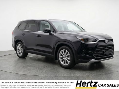 Used 2025 Toyota Grand Highlander FWD image 1