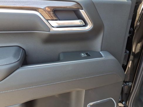 New 2026 Chevrolet Silverado 1500 LT AWD/4WD image 7