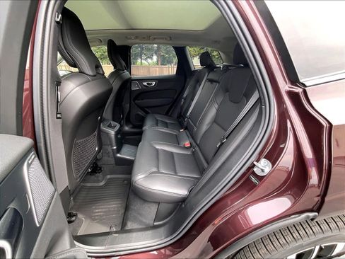 New 2026 Volvo XC60 T8 Ultra w/ Climate Package image 12