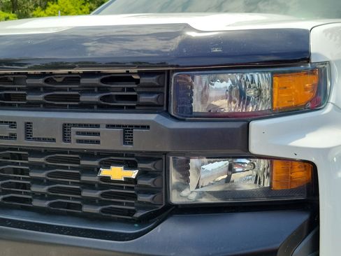 Used 2019 Chevrolet Silverado 1500 W/T RWD image 9