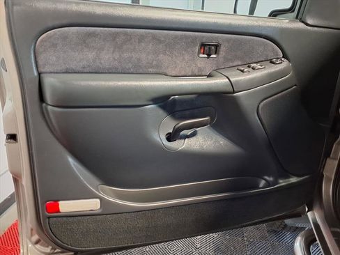 Used 2002 Chevrolet Silverado 3500 LS image 13