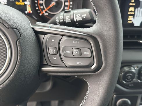 New 2026 Jeep Wrangler Unlimited Rubicon AWD/4WD image 25