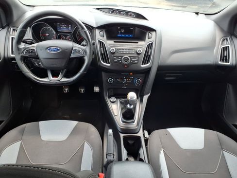 Used 2016 Ford Focus ST FWD image 6