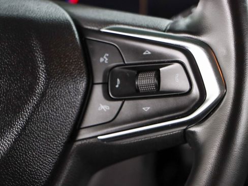 Used 2025 Chevrolet Trax ACTIV w/ Driver Confidence Package image 14