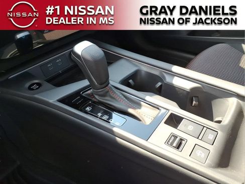 New 2026 Nissan Sentra SR w/ Floor Mat Package FWD image 19