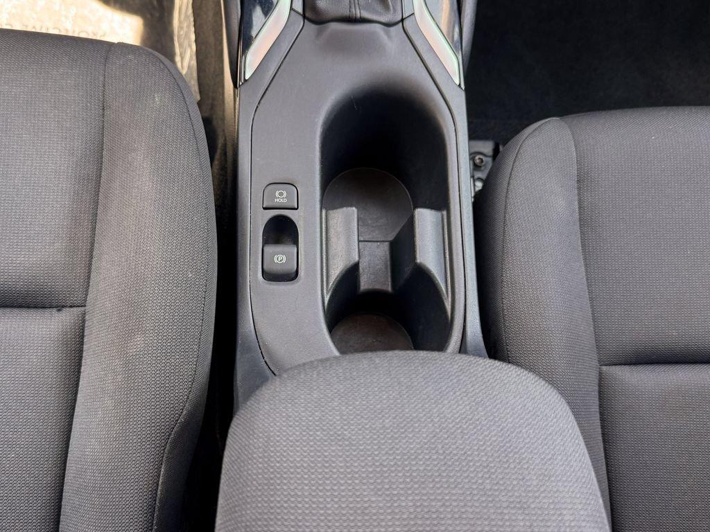 Used 2024 Toyota Corolla LE FWD image 31