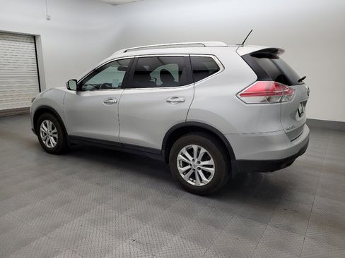 Used 2015 Nissan Rogue SV FWD image 3