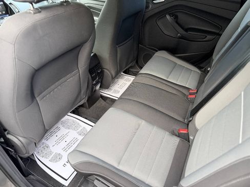 Used 2013 Ford Escape SE FWD image 18
