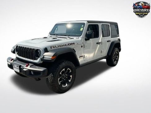 Certified 2025 Jeep Wrangler Unlimited Rubicon AWD/4WD image 1