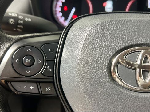 Used 2025 Toyota RAV4 XLE w/ Convenience Package FWD image 18