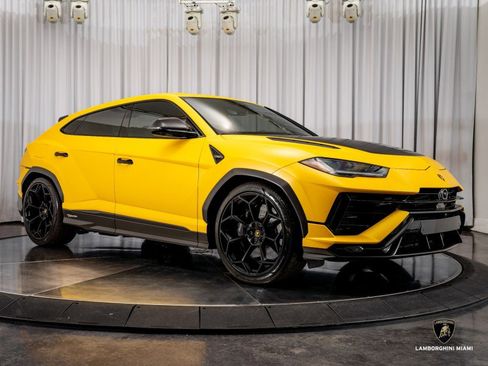 Used 2024 Lamborghini Urus Performante image 31