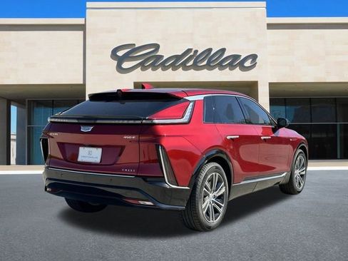 New 2026 Cadillac Lyriq Luxury image 5