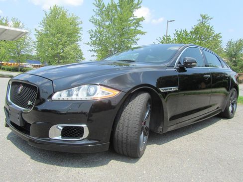 Used 2014 Jaguar XJ R LWB RWD image 6