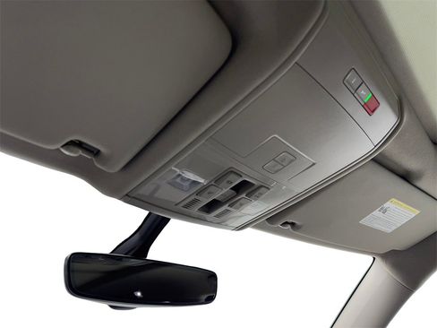 Used 2023 Volkswagen Atlas SE w/ Panoramic Sunroof Package image 71