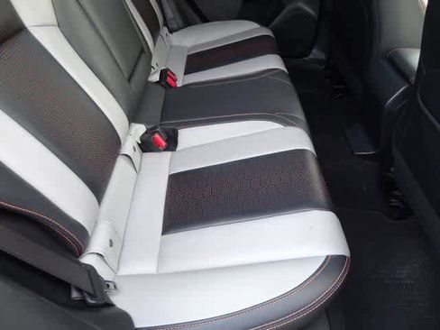 Used 2023 Subaru Crosstrek 2.5i Limited w/ Moonroof Package image 13