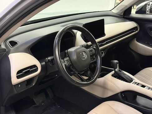 Used 2025 Honda HR-V EX-L image 17