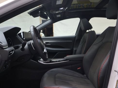 Used 2023 Hyundai Sonata SEL Plus FWD image 16