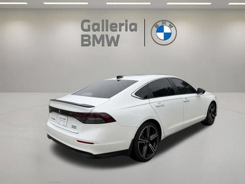 Used 2023 Honda Accord Sport image 6