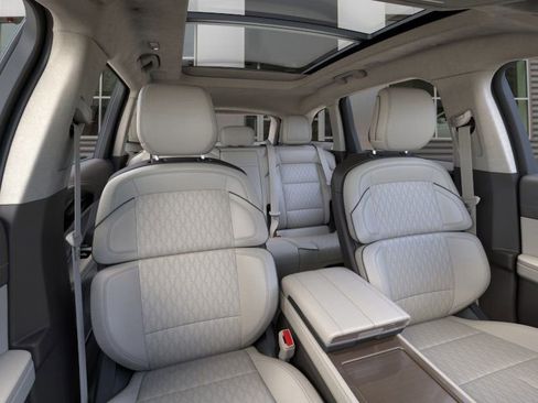 New 2026 Lincoln Nautilus Black Label image 10