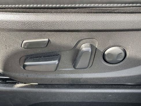 Certified 2022 Kia Telluride SX w/ SX Prestige Package image 30