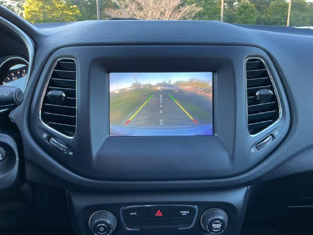 Used 2021 Jeep Compass Latitude w/ Sun and Sound Group FWD image 19