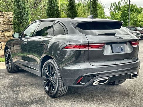 New 2026 Jaguar F-PACE R-Dynamic S image 3