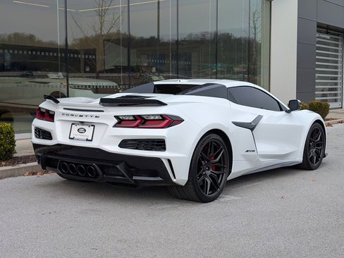 Used 2023 Chevrolet Corvette Z06 w/ Stealth Interior Trim Package image 9