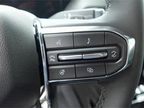 New 2025 GMC Yukon XL Denali w/ LPO, Illumination Package image 17