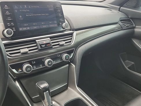 Used 2019 Honda Accord Sport image 21